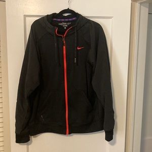 Nike Full Zip Up Hoodie. Black and red. Size XL. Therma Fit